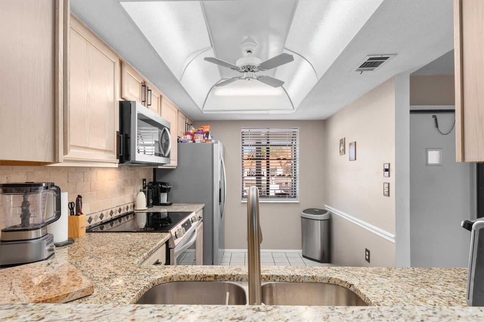 Image 12 of 35 For 754 Avenida Estancia  160