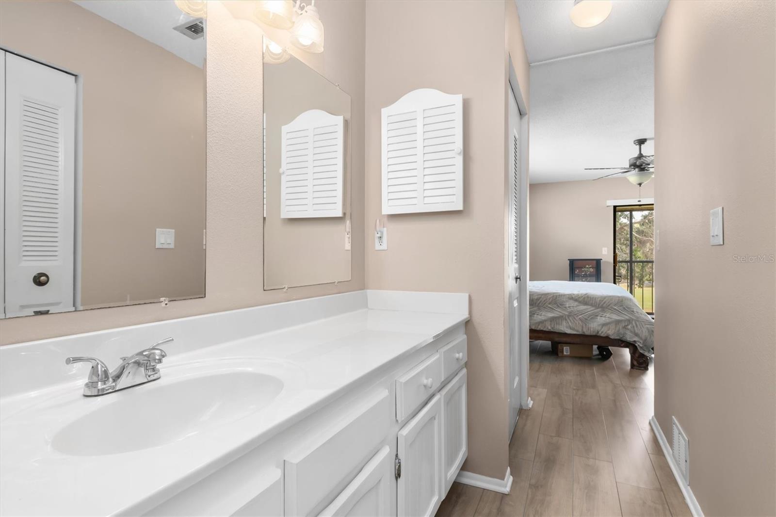 Image 19 of 35 For 754 Avenida Estancia  160