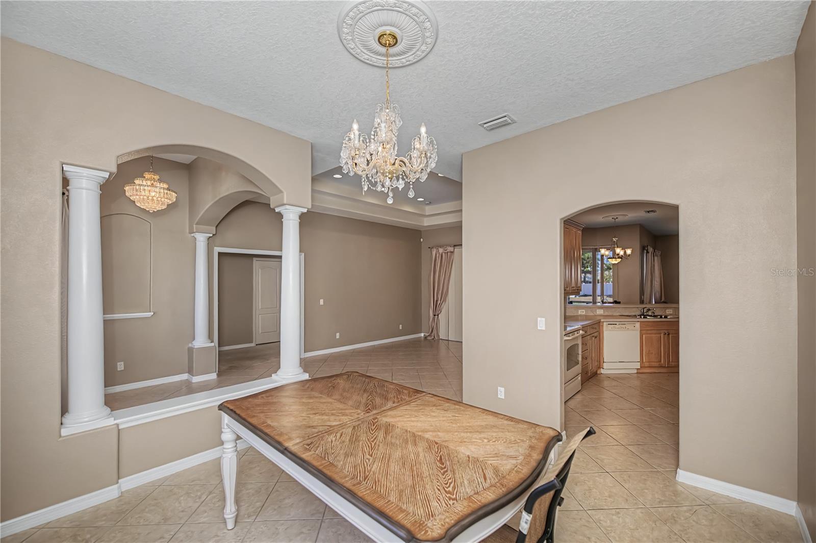 Image 12 of 51 For 7003 Spring Haven Drive