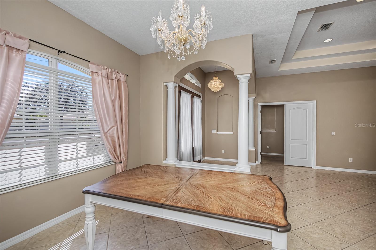 Image 13 of 51 For 7003 Spring Haven Drive