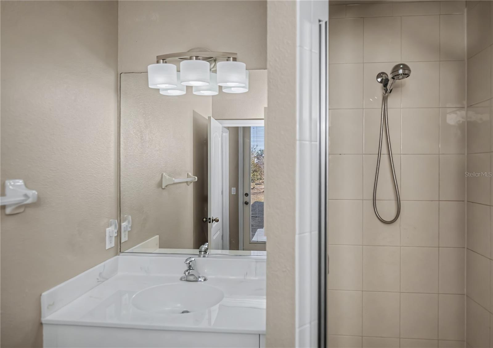 Image 34 of 51 For 7003 Spring Haven Drive