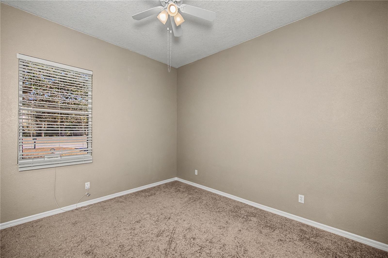 Image 36 of 51 For 7003 Spring Haven Drive