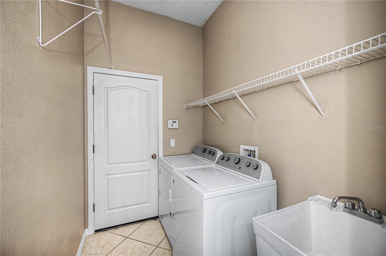 Image 41 of 51 For 7003 Spring Haven Drive