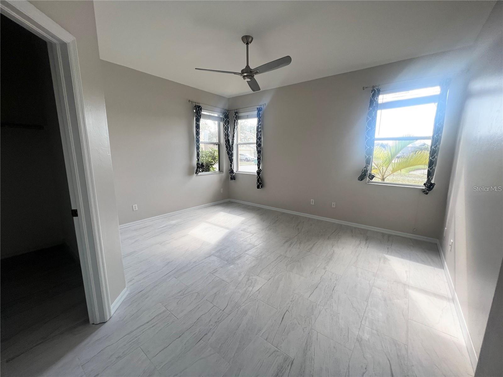 Image 4 of 13 For 9996 Spring Gulch Lane