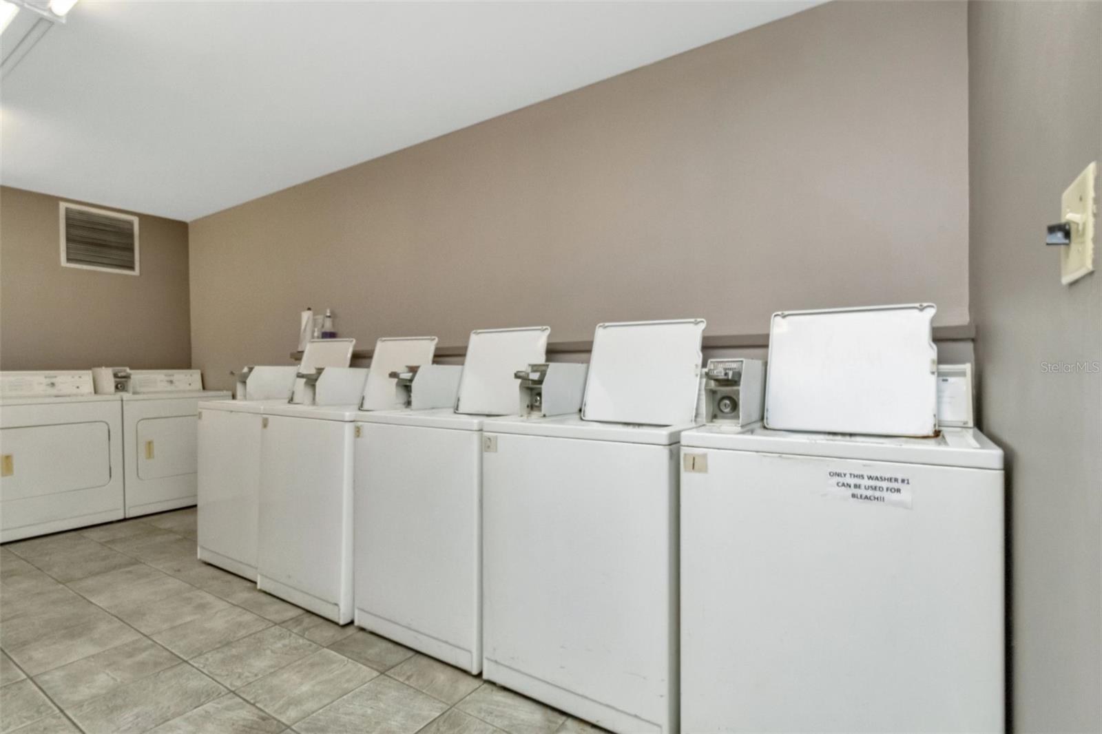 Image 11 of 15 For 3100 Harbor Boulevard 108