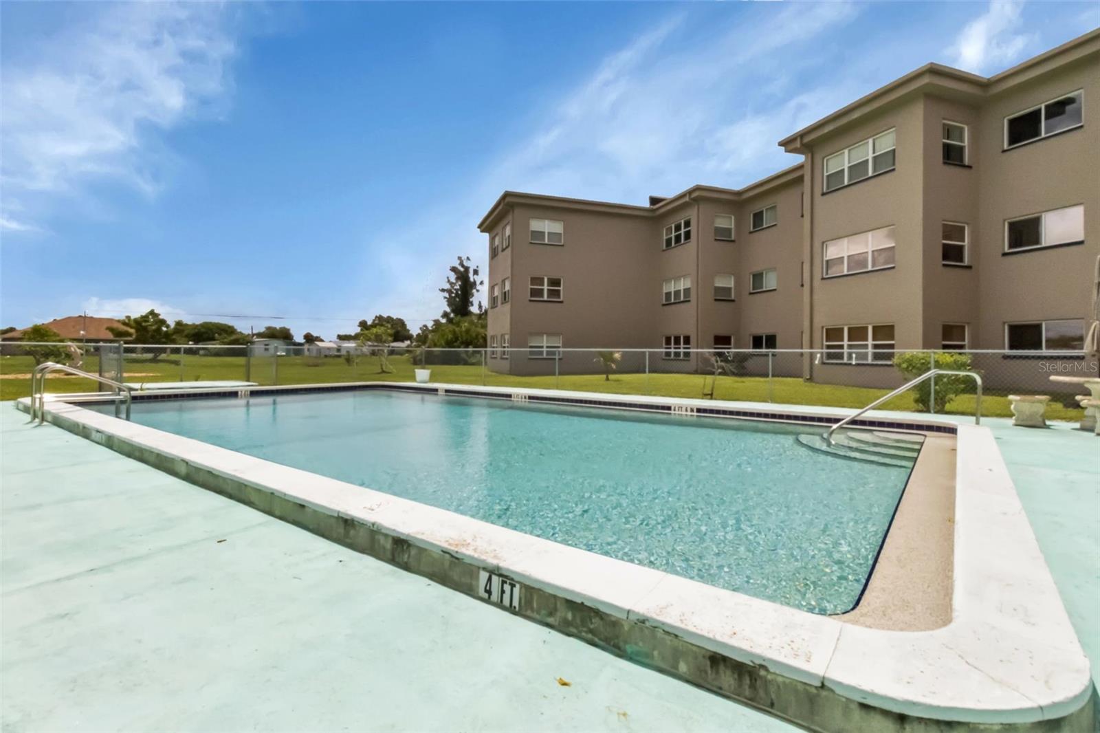 Image 12 of 15 For 3100 Harbor Boulevard 108