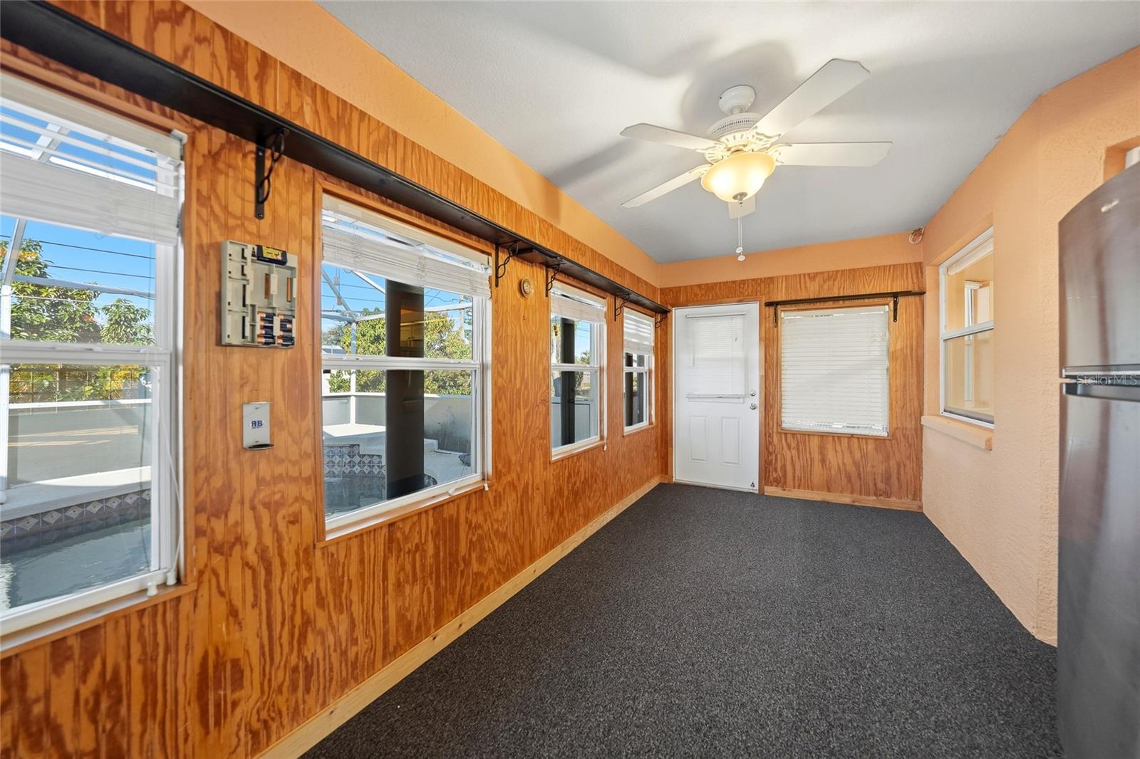 Image 10 of 29 For 6343 Ceres Street