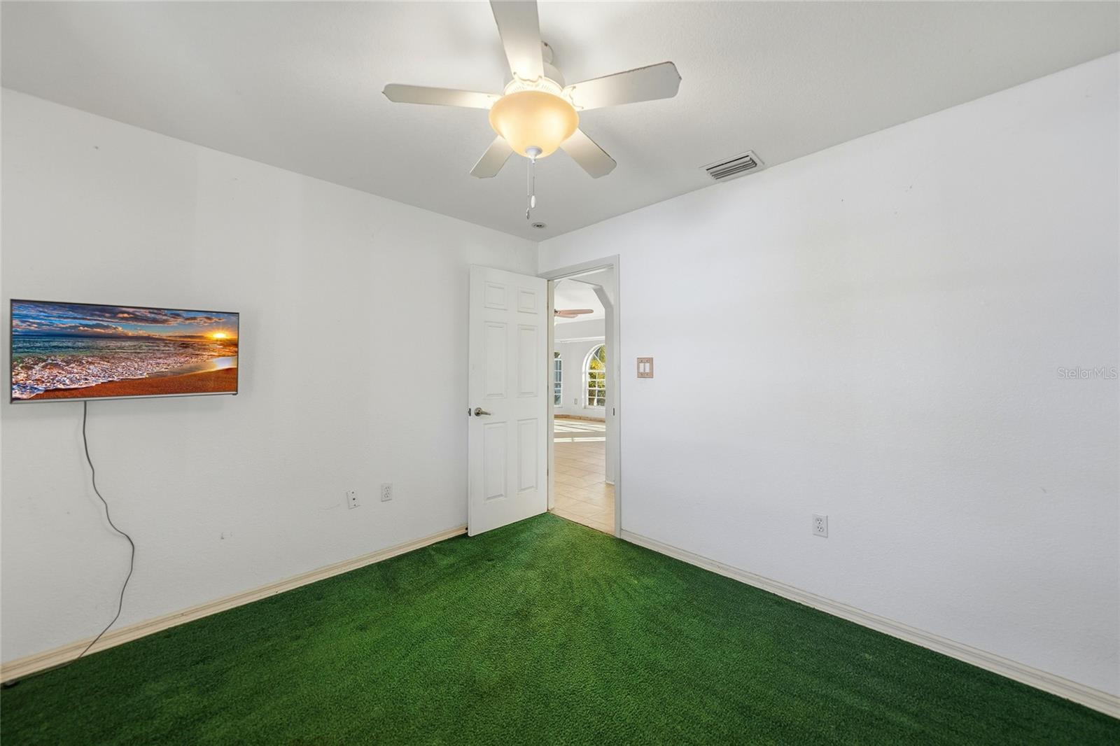 Image 21 of 29 For 6343 Ceres Street