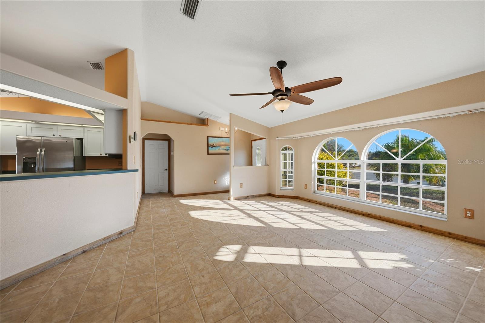 Image 4 of 29 For 6343 Ceres Street