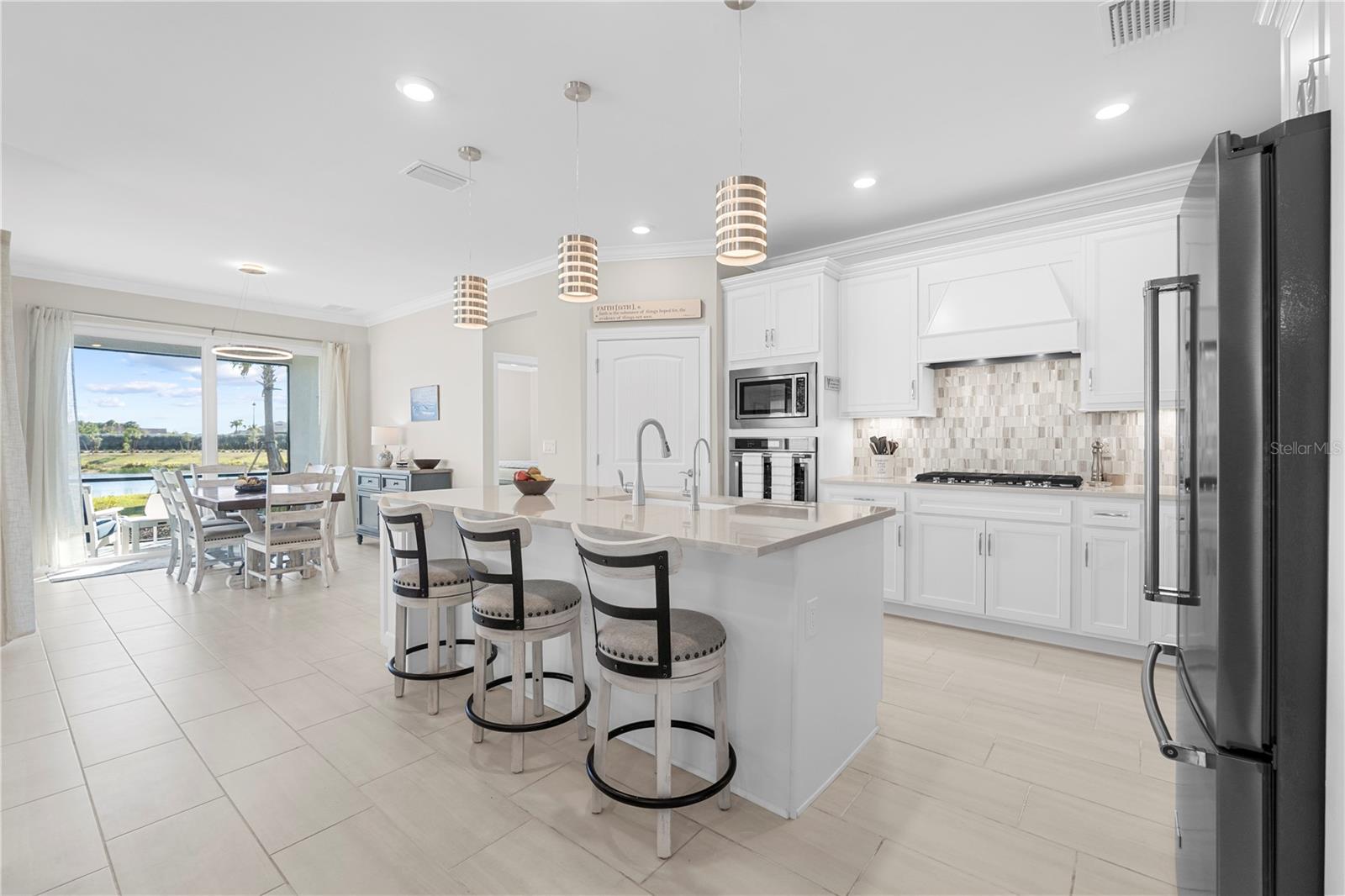 Image 11 of 86 For 42574 Adirondack Drive