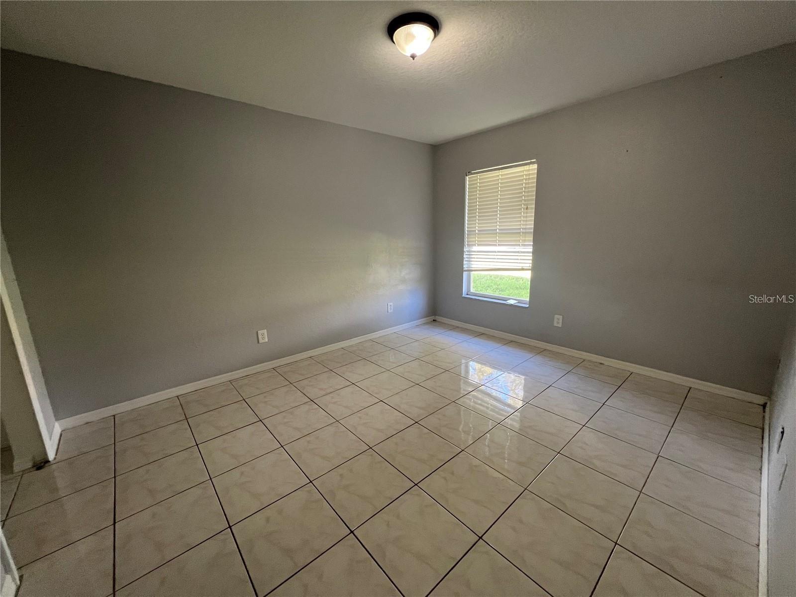 Image 8 of 11 For 25633 Prada Drive