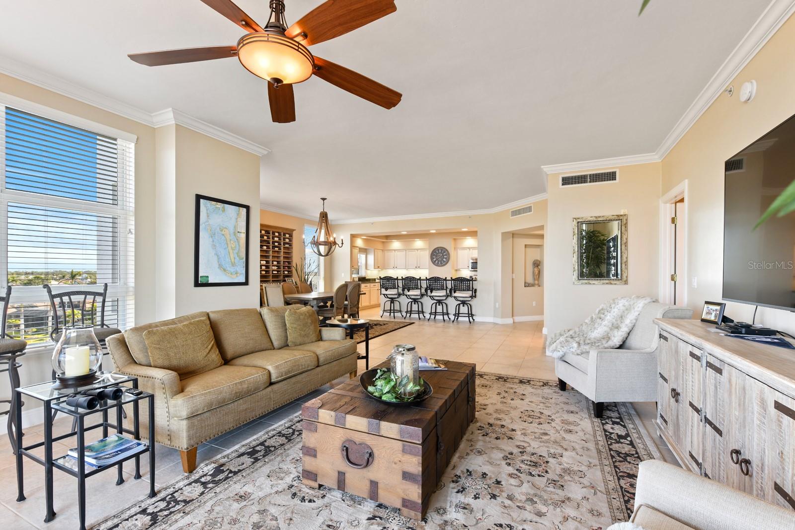 Image 13 of 78 For 3333 Sunset Key Circle 407