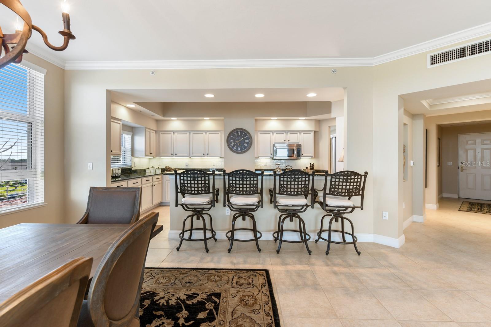 Image 19 of 78 For 3333 Sunset Key Circle 407