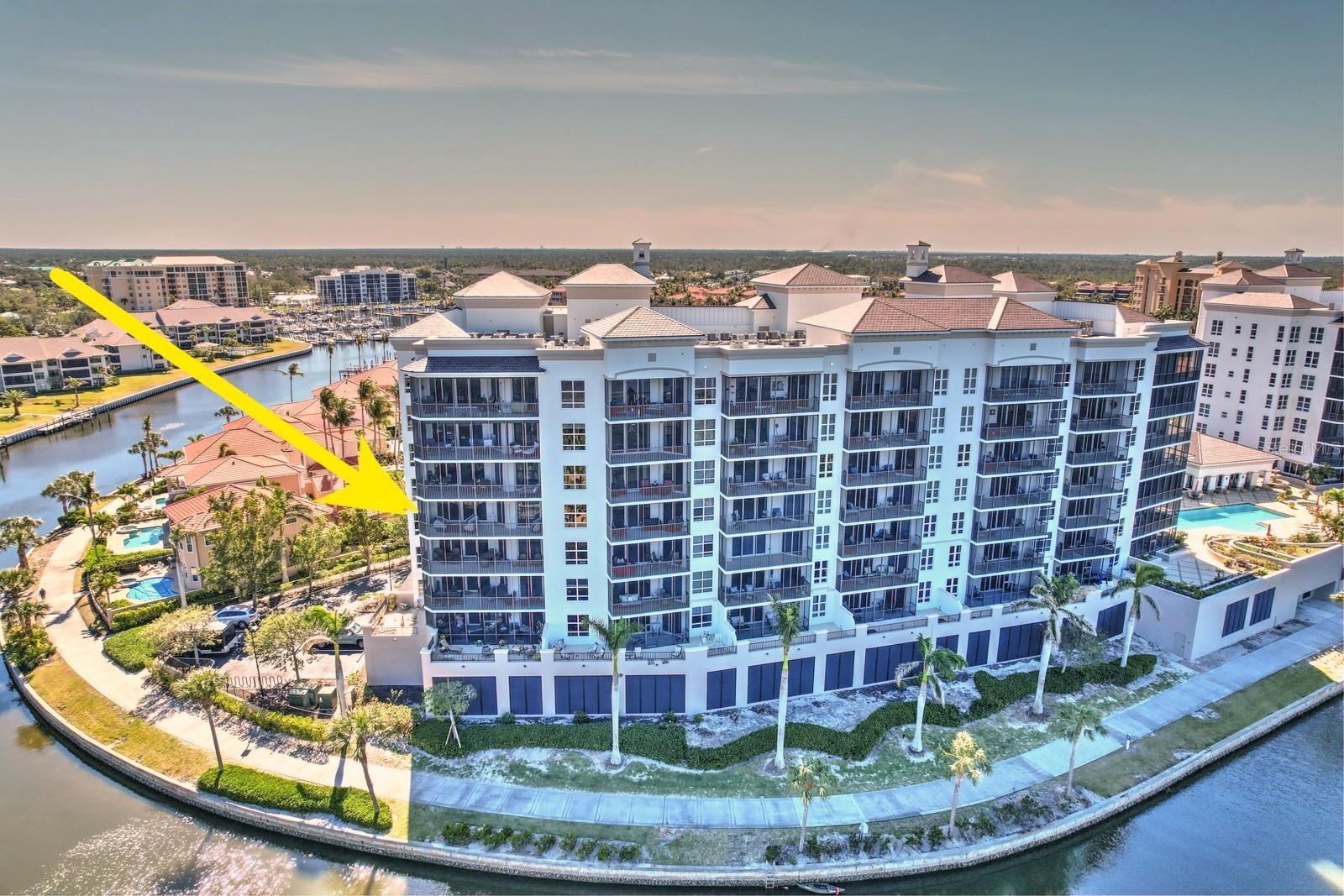 Image 49 of 78 For 3333 Sunset Key Circle 407