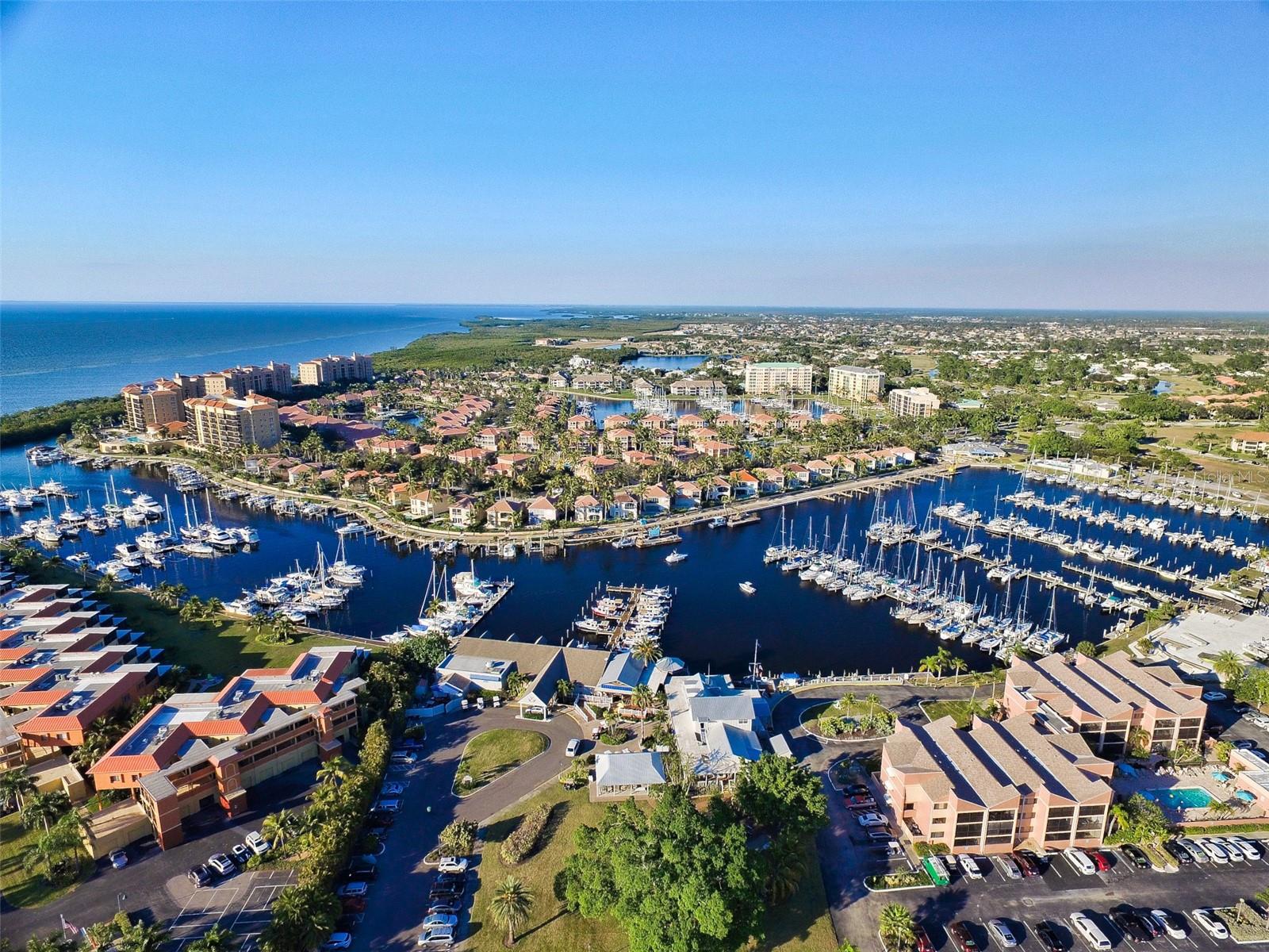 Image 72 of 78 For 3333 Sunset Key Circle 407