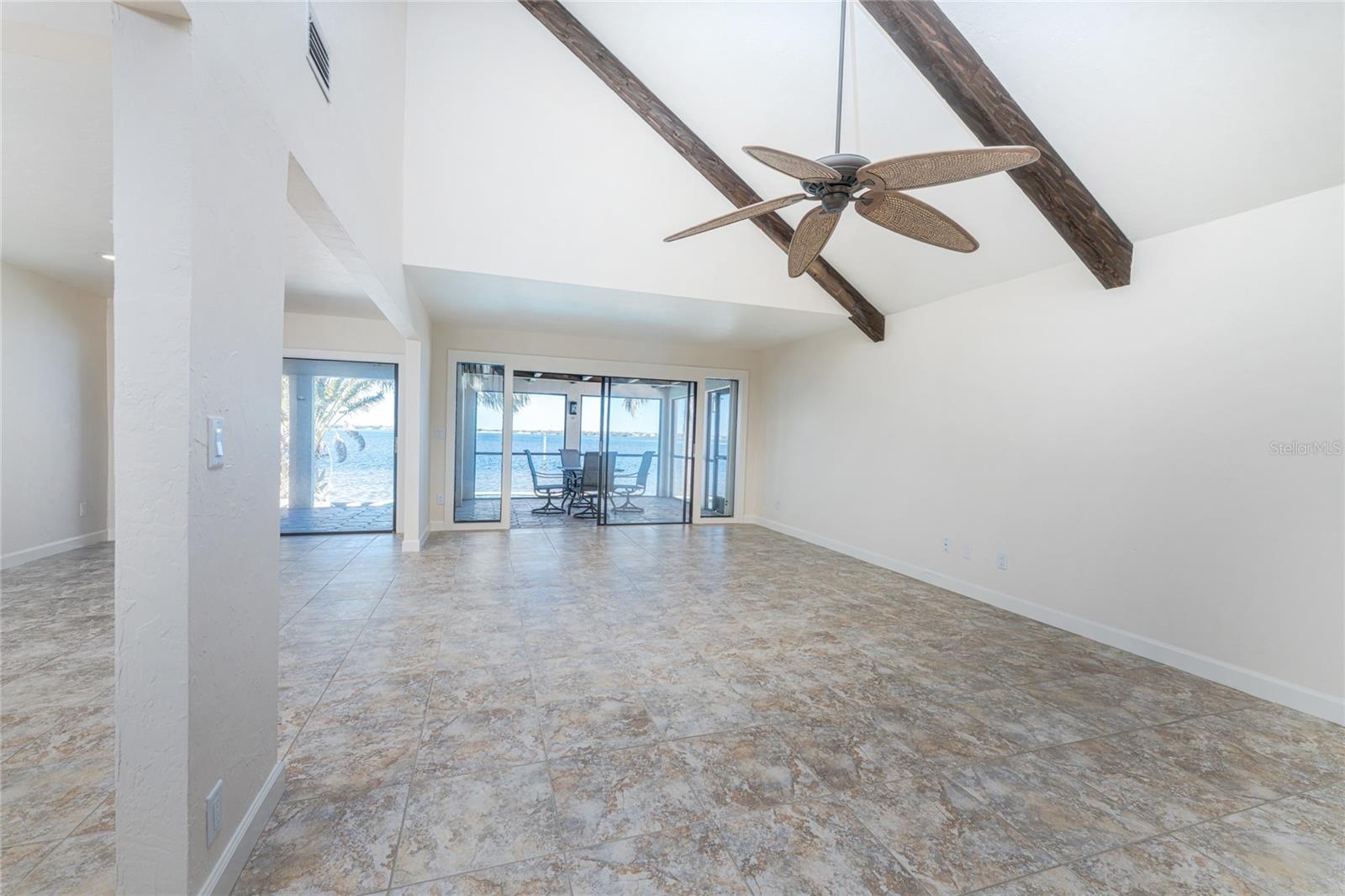 Image 8 of 49 For 25188 Marion Avenue 21