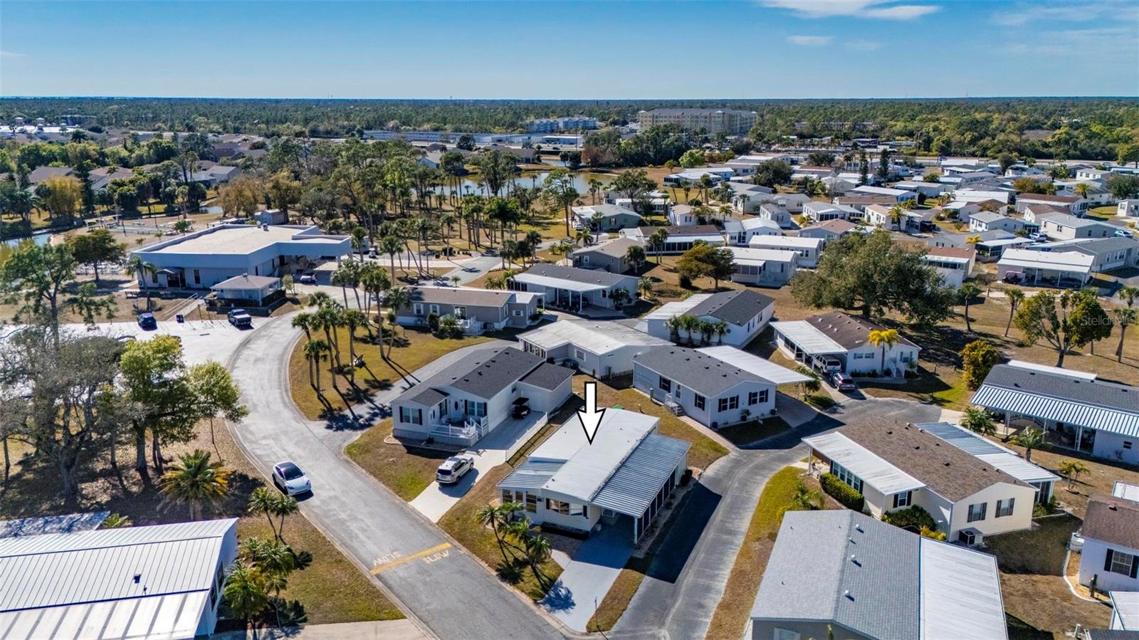 Image 37 of 55 For 1000 Kings Highway 132