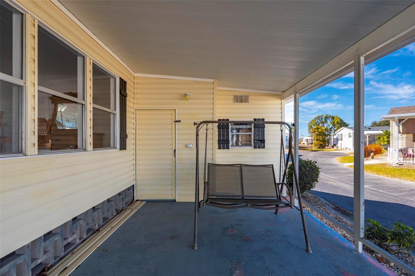 Image 4 of 55 For 1000 Kings Highway 132