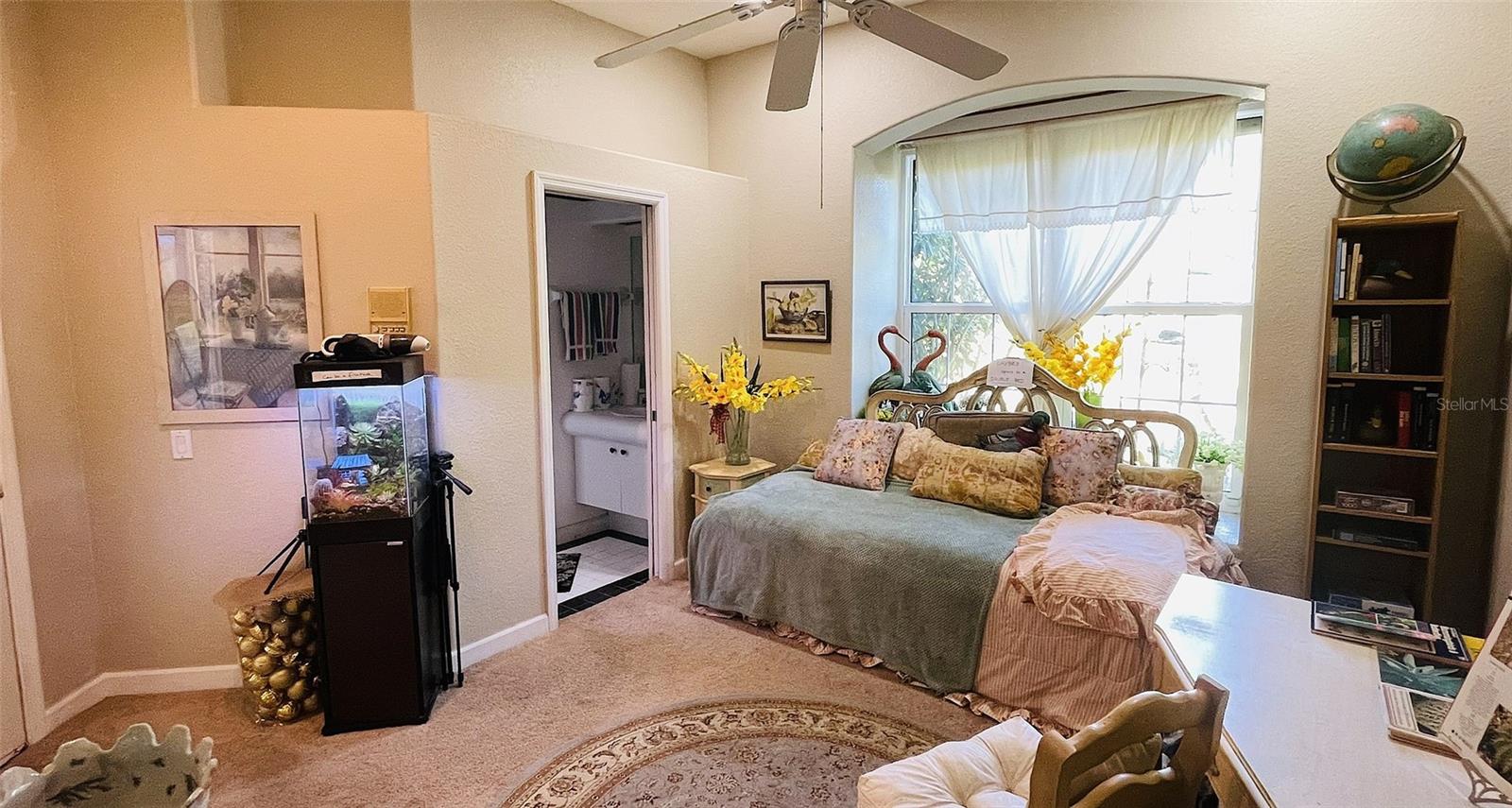 Image 12 of 83 For 23256 Peachland Boulevard