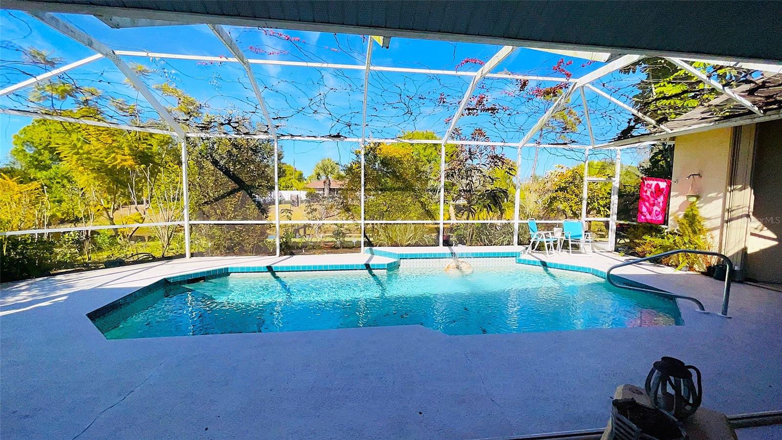 Image 43 of 83 For 23256 Peachland Boulevard