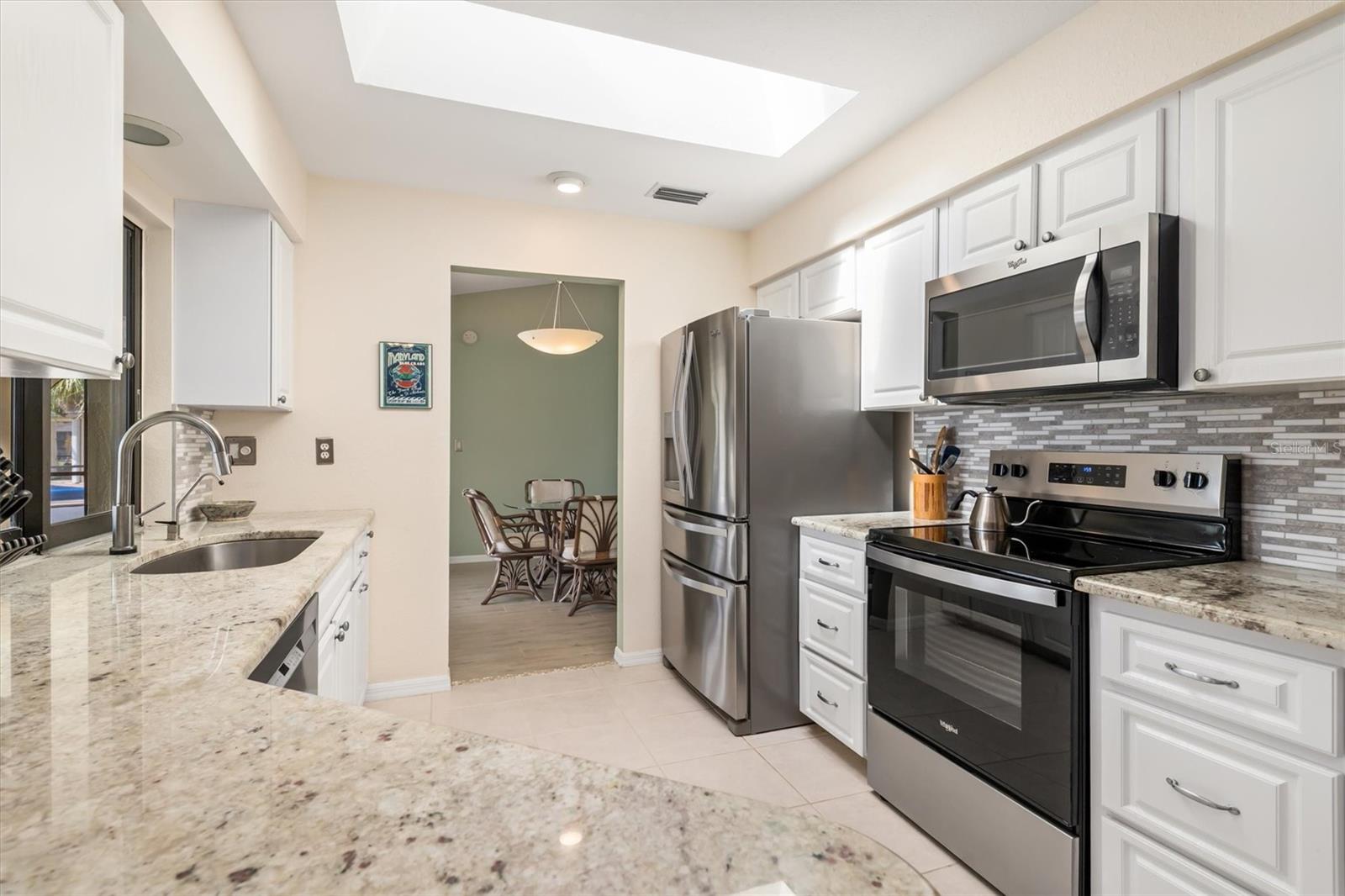 Image 10 of 49 For 2137 Ryan Boulevard