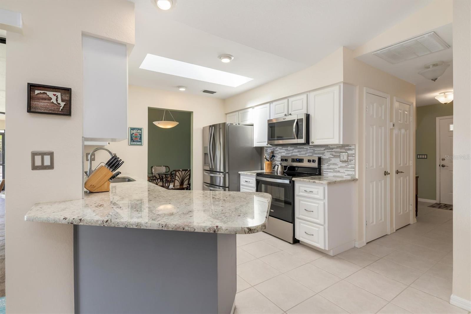 Image 13 of 49 For 2137 Ryan Boulevard