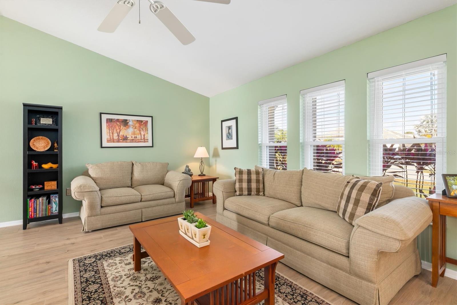 Image 5 of 49 For 2137 Ryan Boulevard