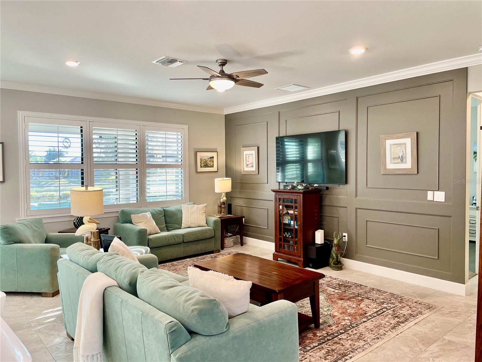 Image 11 of 64 For 1712 Hyssop Loop