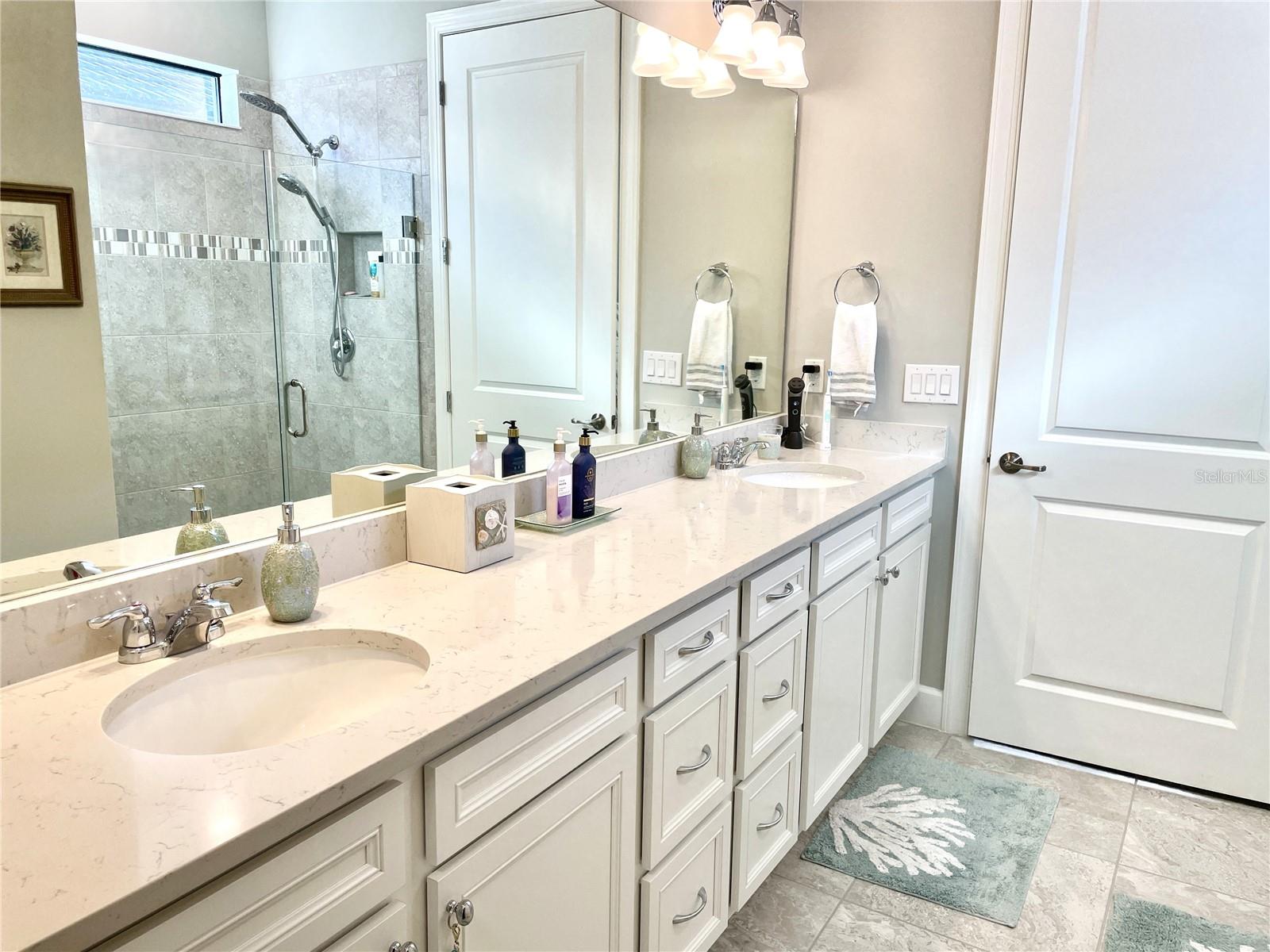 Image 34 of 64 For 1712 Hyssop Loop