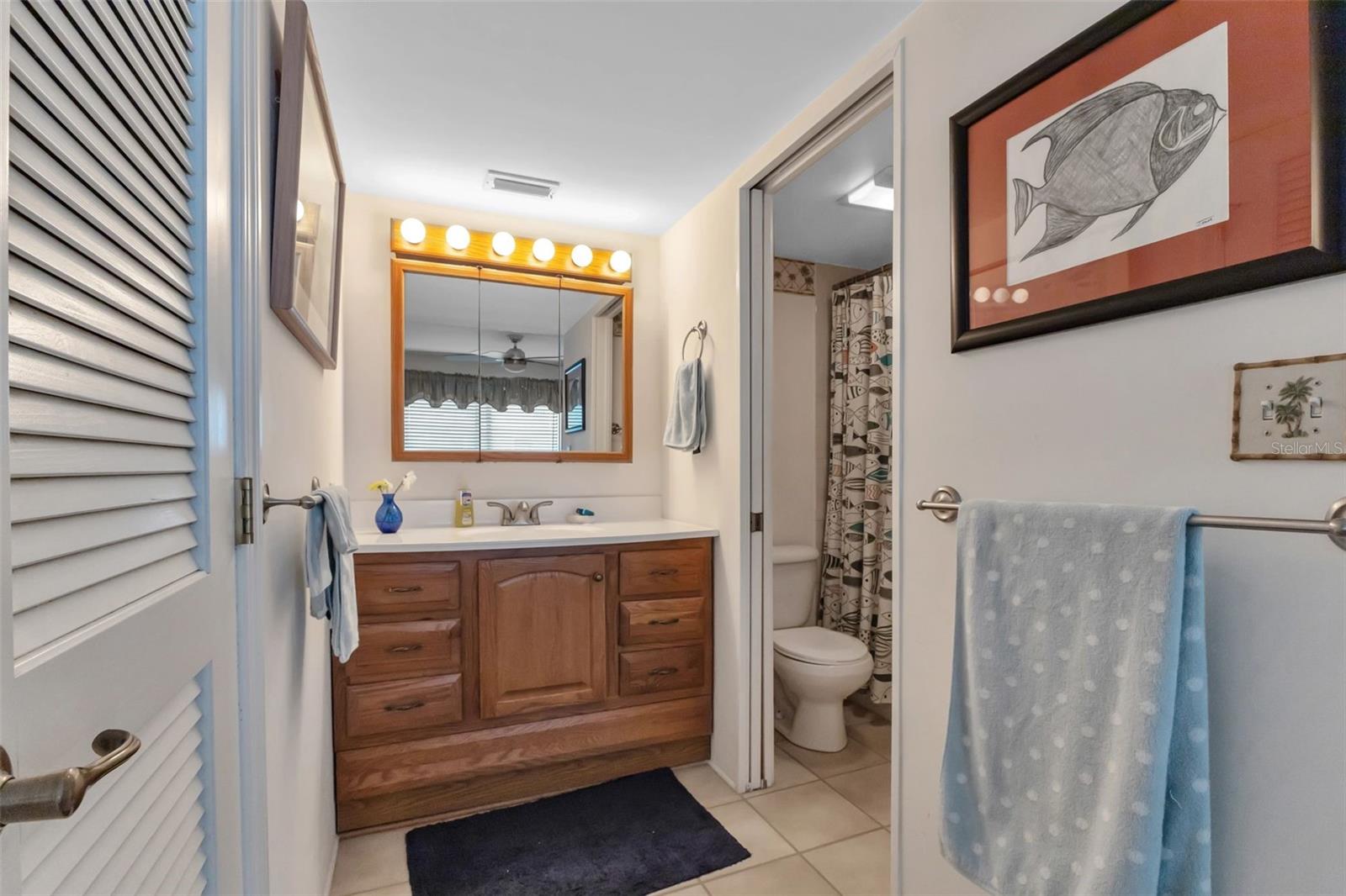 Image 21 of 62 For 150 Harborside Avenue 209