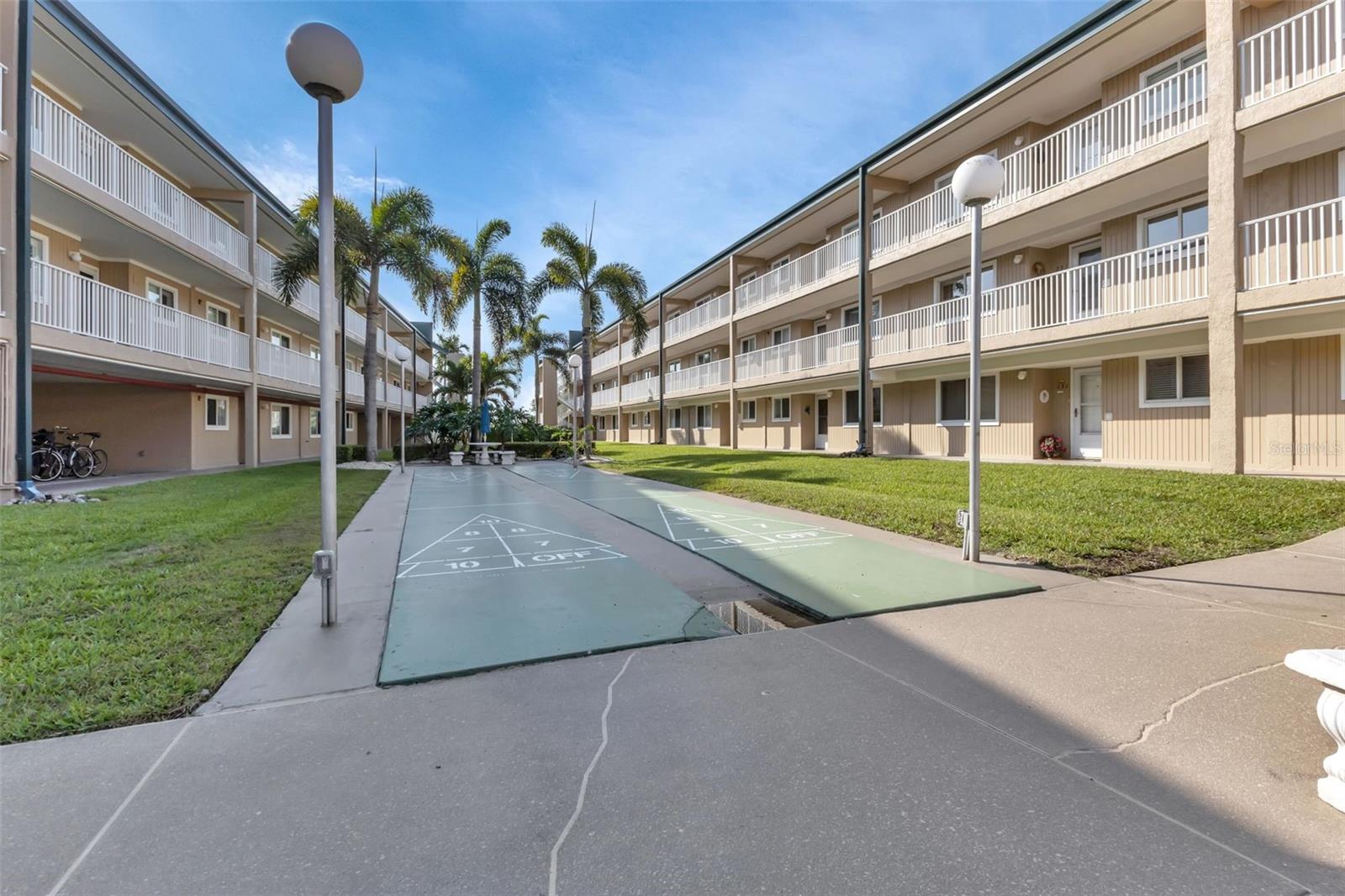 Image 31 of 62 For 150 Harborside Avenue 209