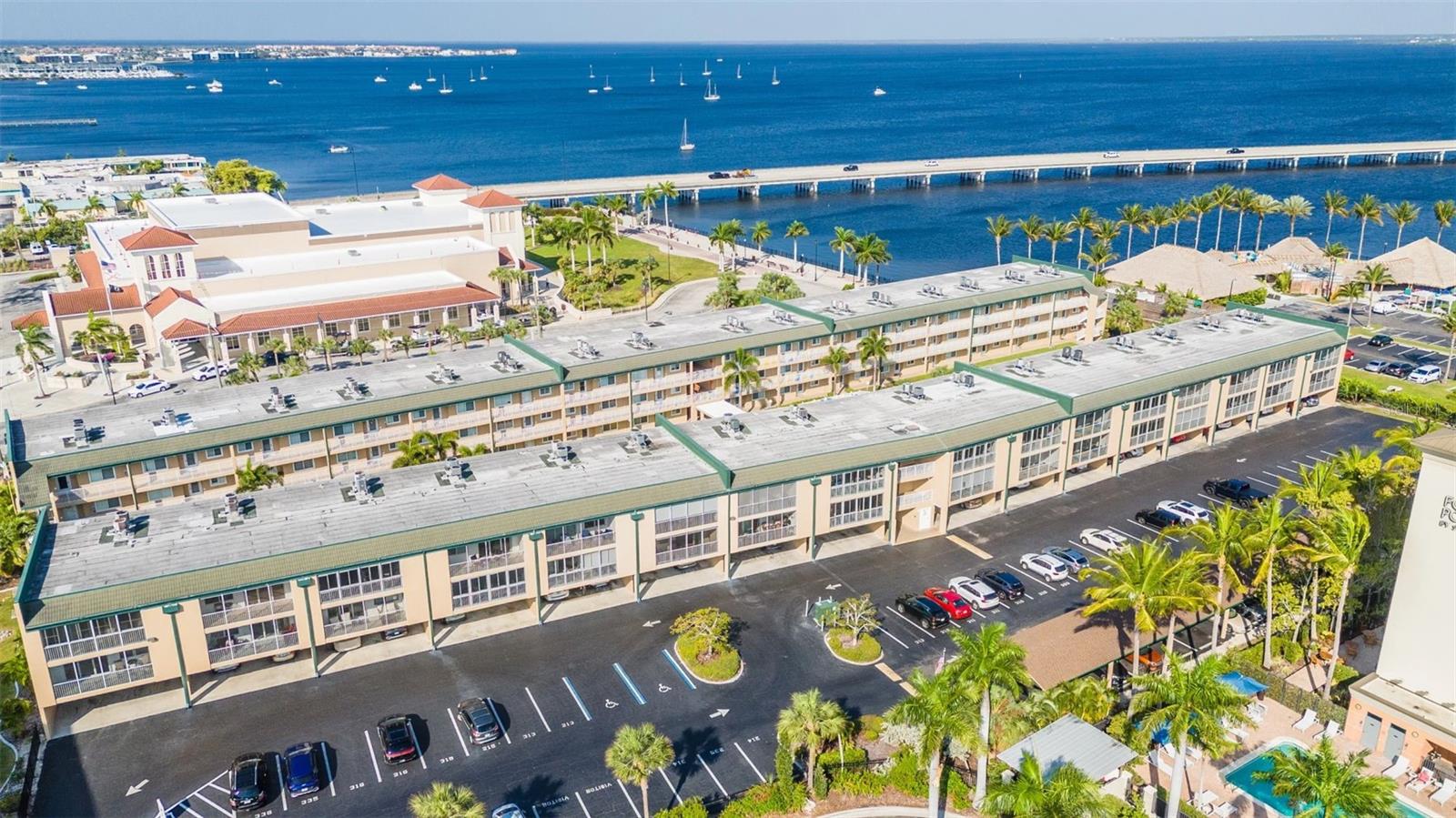 Image 41 of 62 For 150 Harborside Avenue 209