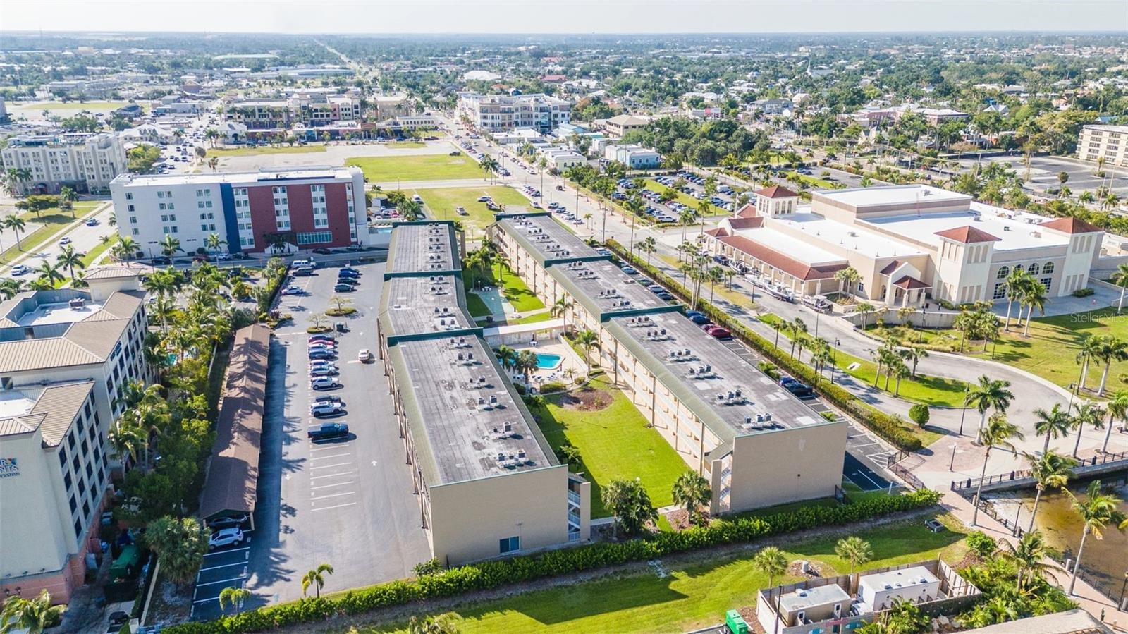 Image 49 of 62 For 150 Harborside Avenue 209