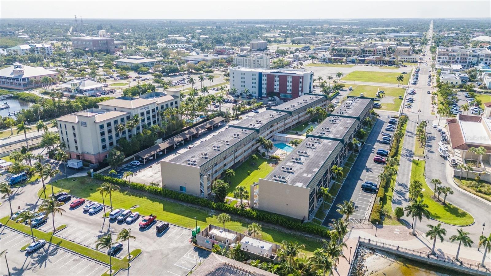 Image 52 of 62 For 150 Harborside Avenue 209