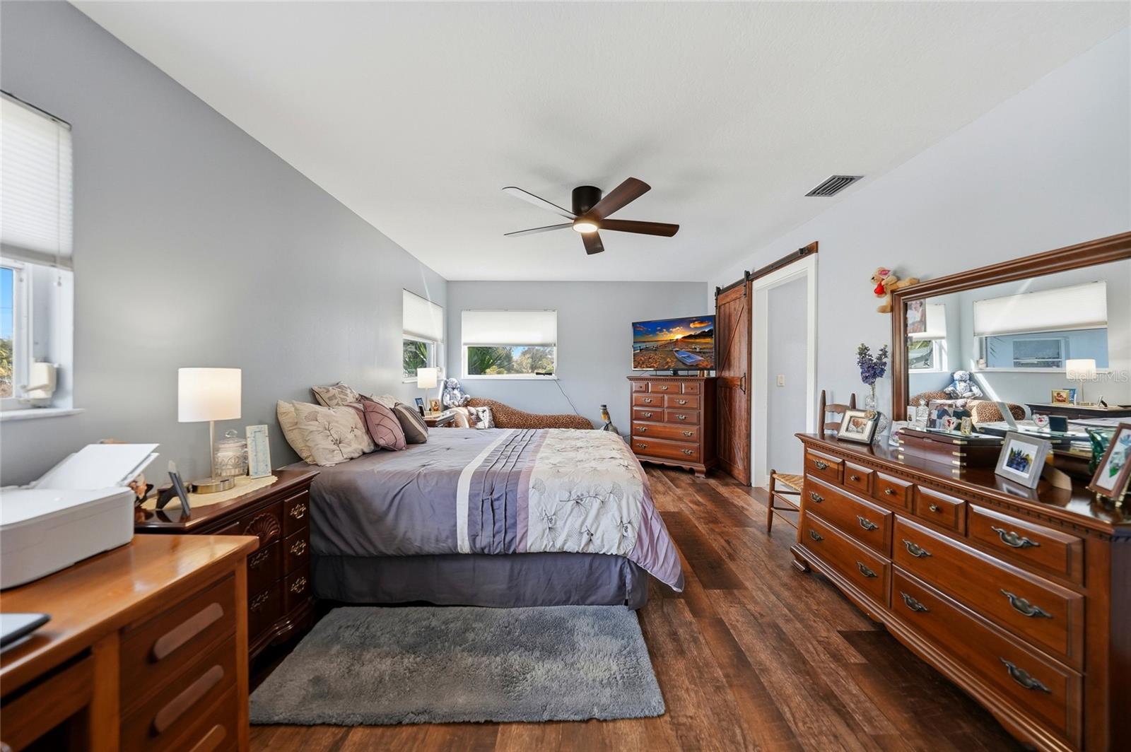 Image 12 of 30 For 405 Ridgecrest Drive