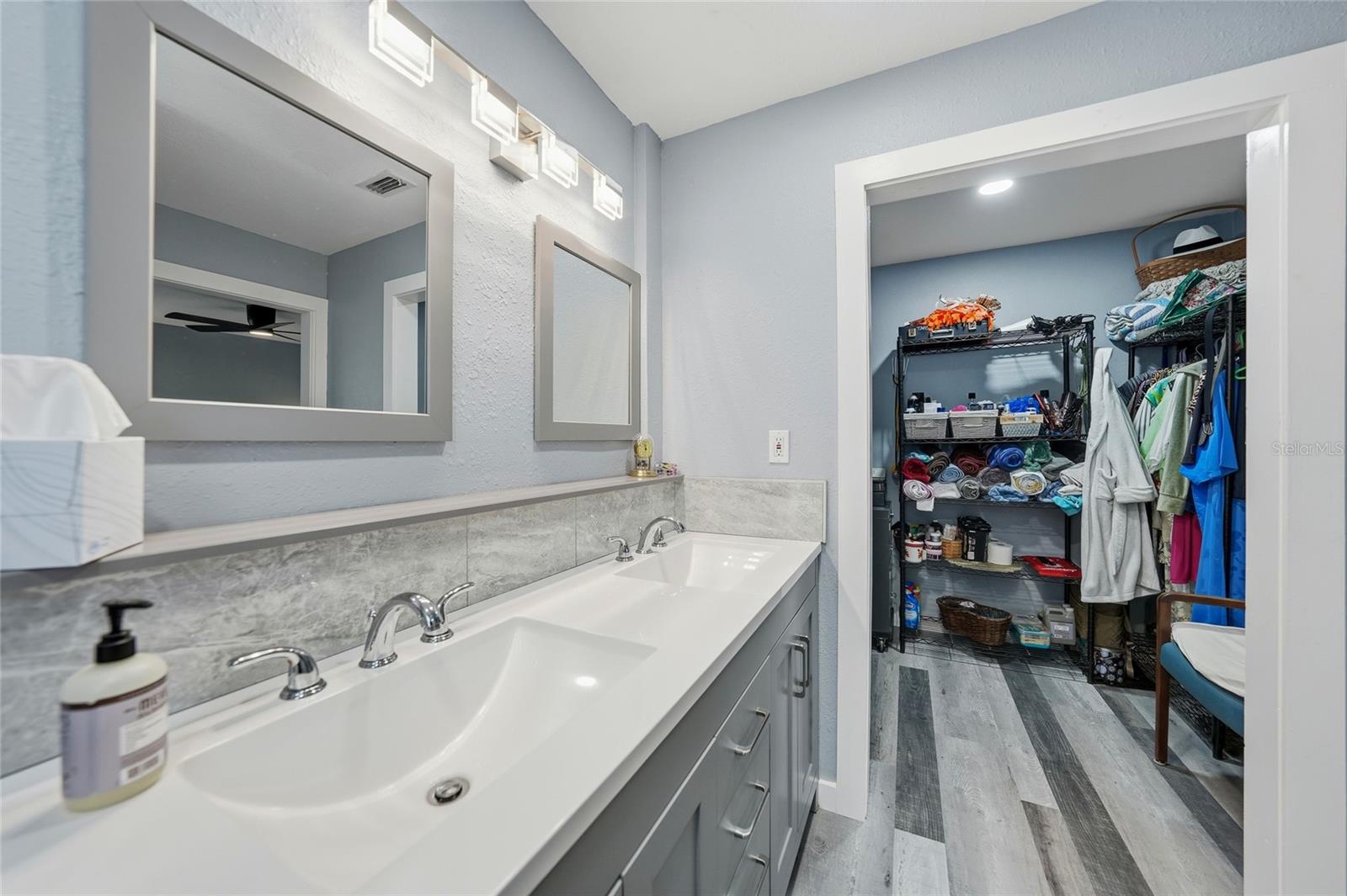 Image 14 of 30 For 405 Ridgecrest Drive