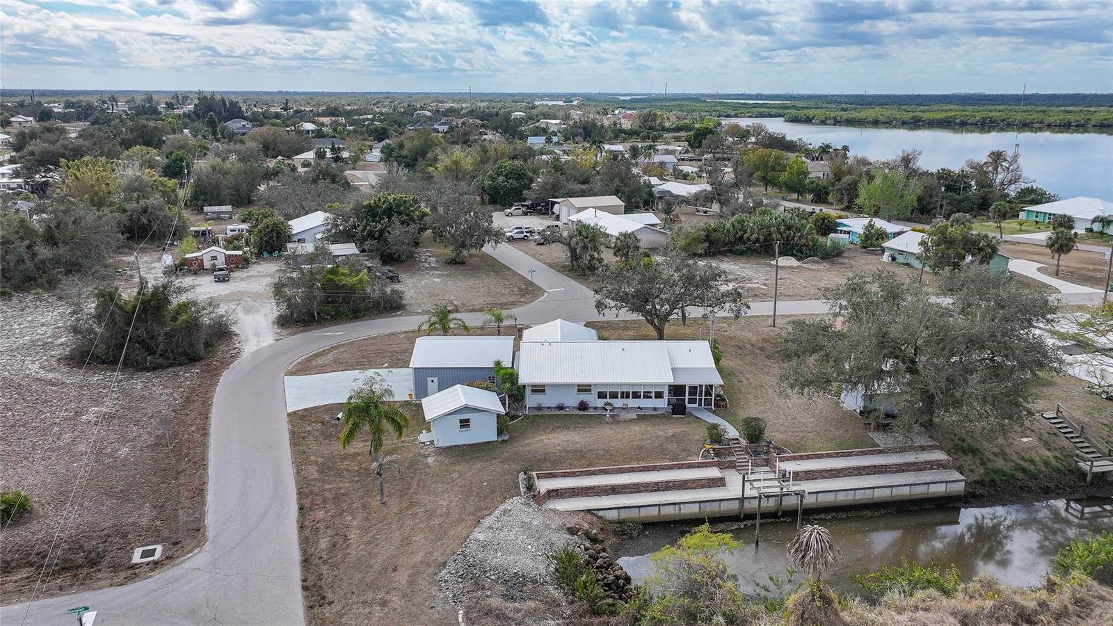 Image 25 of 30 For 405 Ridgecrest Drive