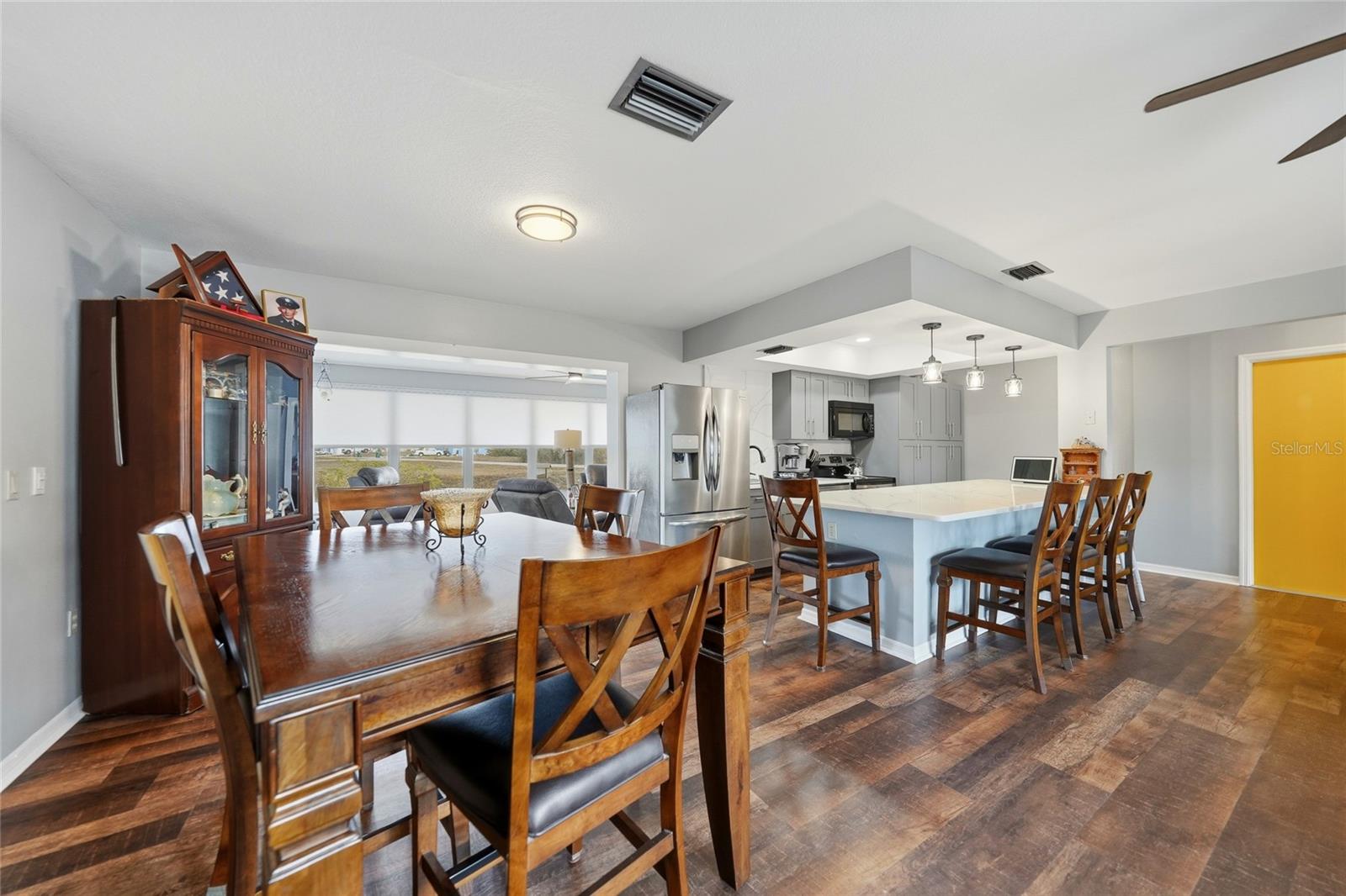 Image 5 of 30 For 405 Ridgecrest Drive