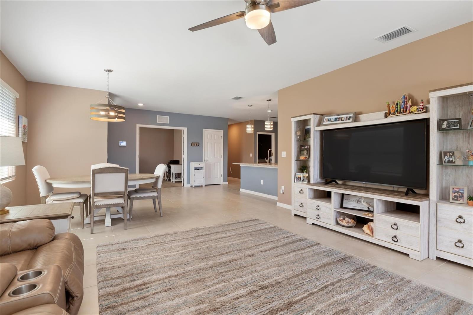 Image 13 of 48 For 7144 Crystal Way