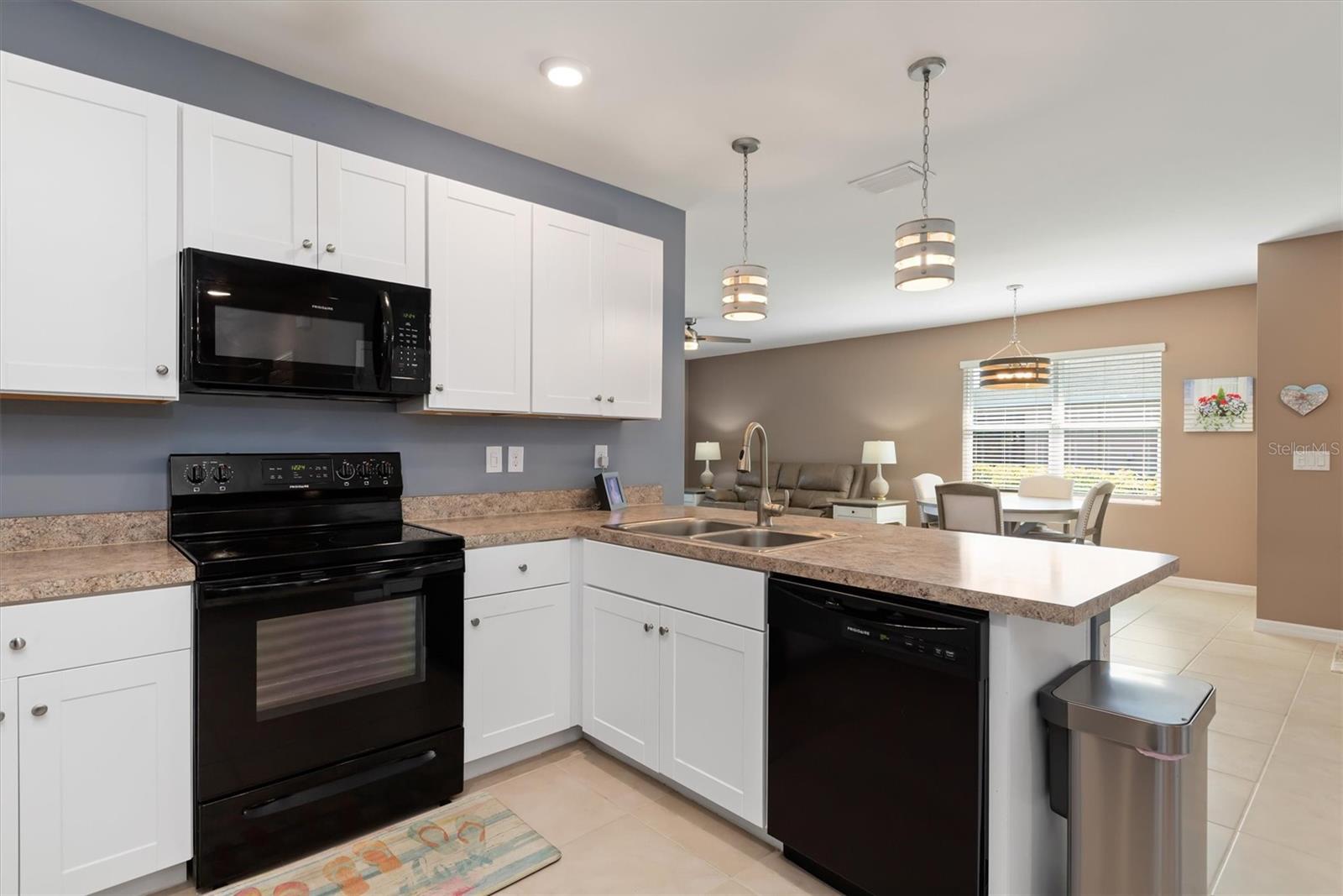 Image 15 of 48 For 7144 Crystal Way