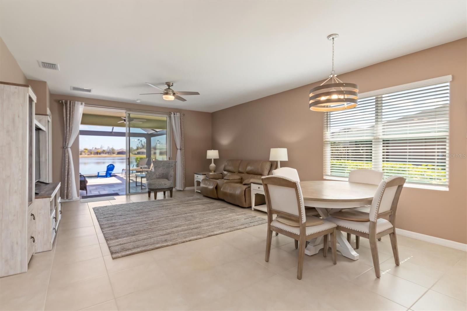 Image 8 of 48 For 7144 Crystal Way