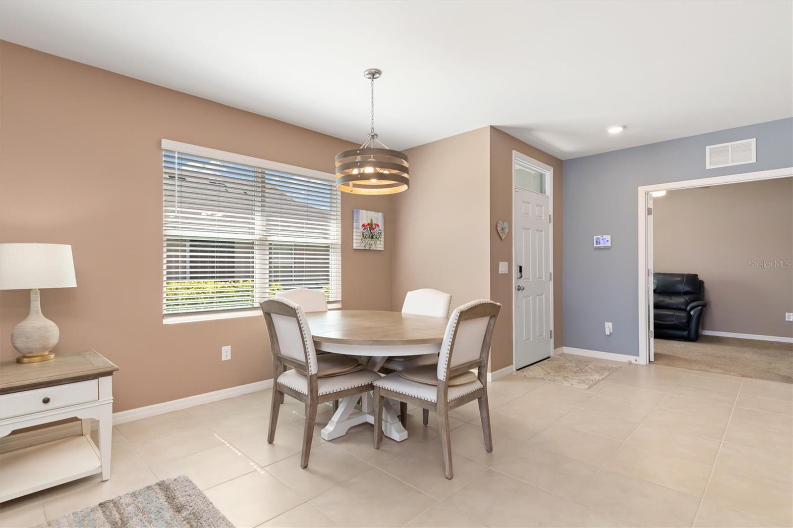 Image 9 of 48 For 7144 Crystal Way