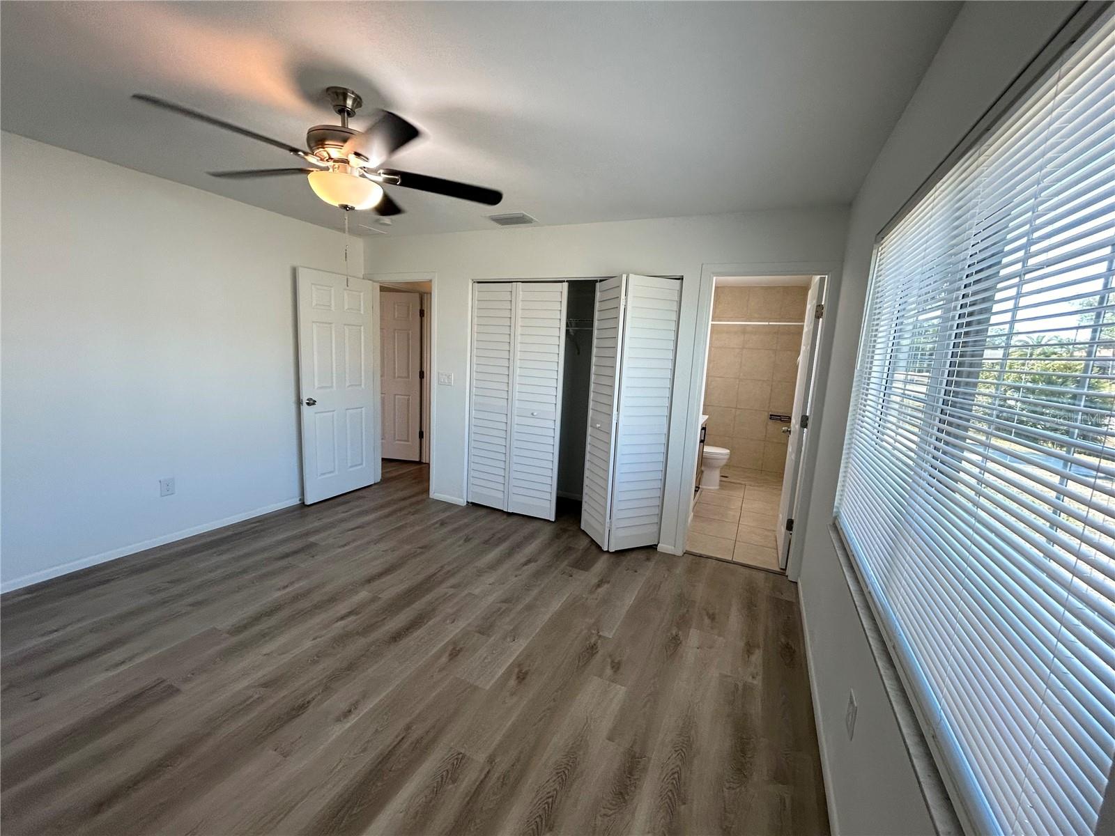 Image 20 of 33 For 4616 Blueridge Street