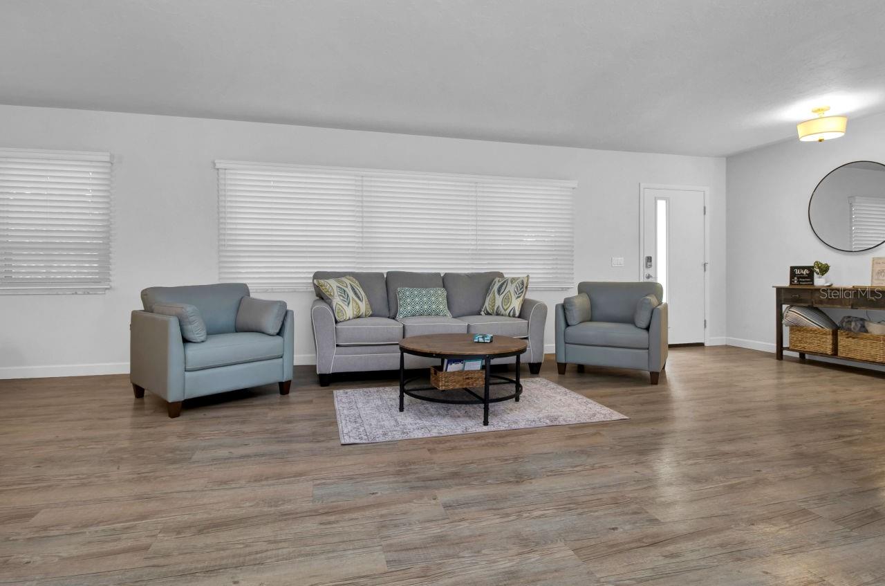 Image 10 of 57 For 1208 De Narvaez Avenue