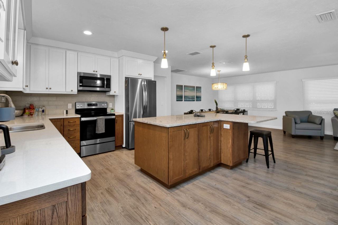 Image 16 of 57 For 1208 De Narvaez Avenue