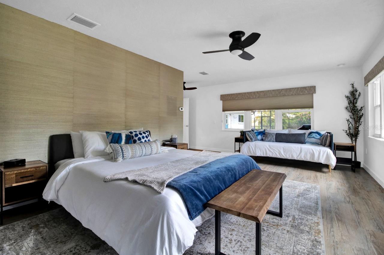 Image 18 of 57 For 1208 De Narvaez Avenue