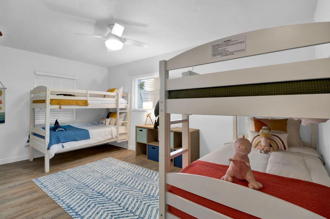 Image 33 of 57 For 1208 De Narvaez Avenue