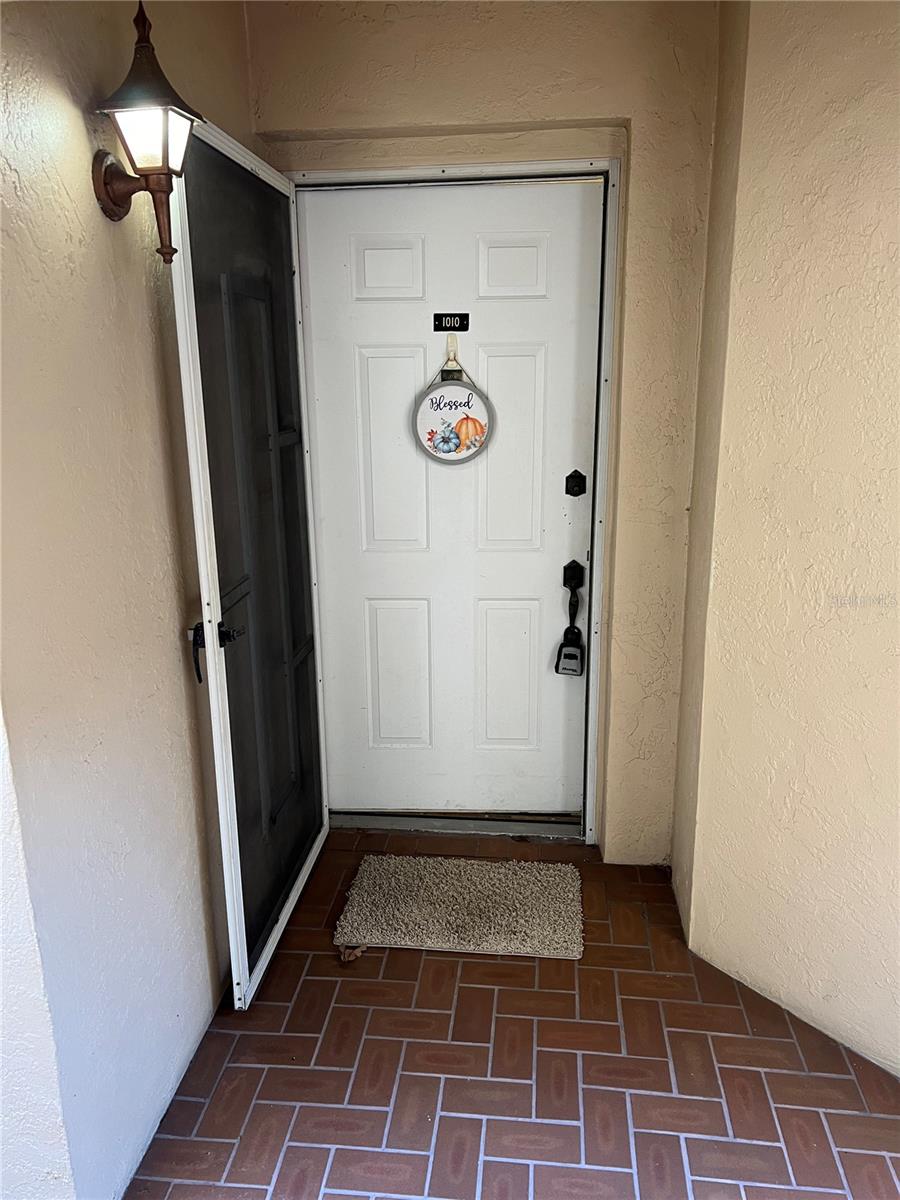 Image 18 of 24 For 23465 Harborview Road 108