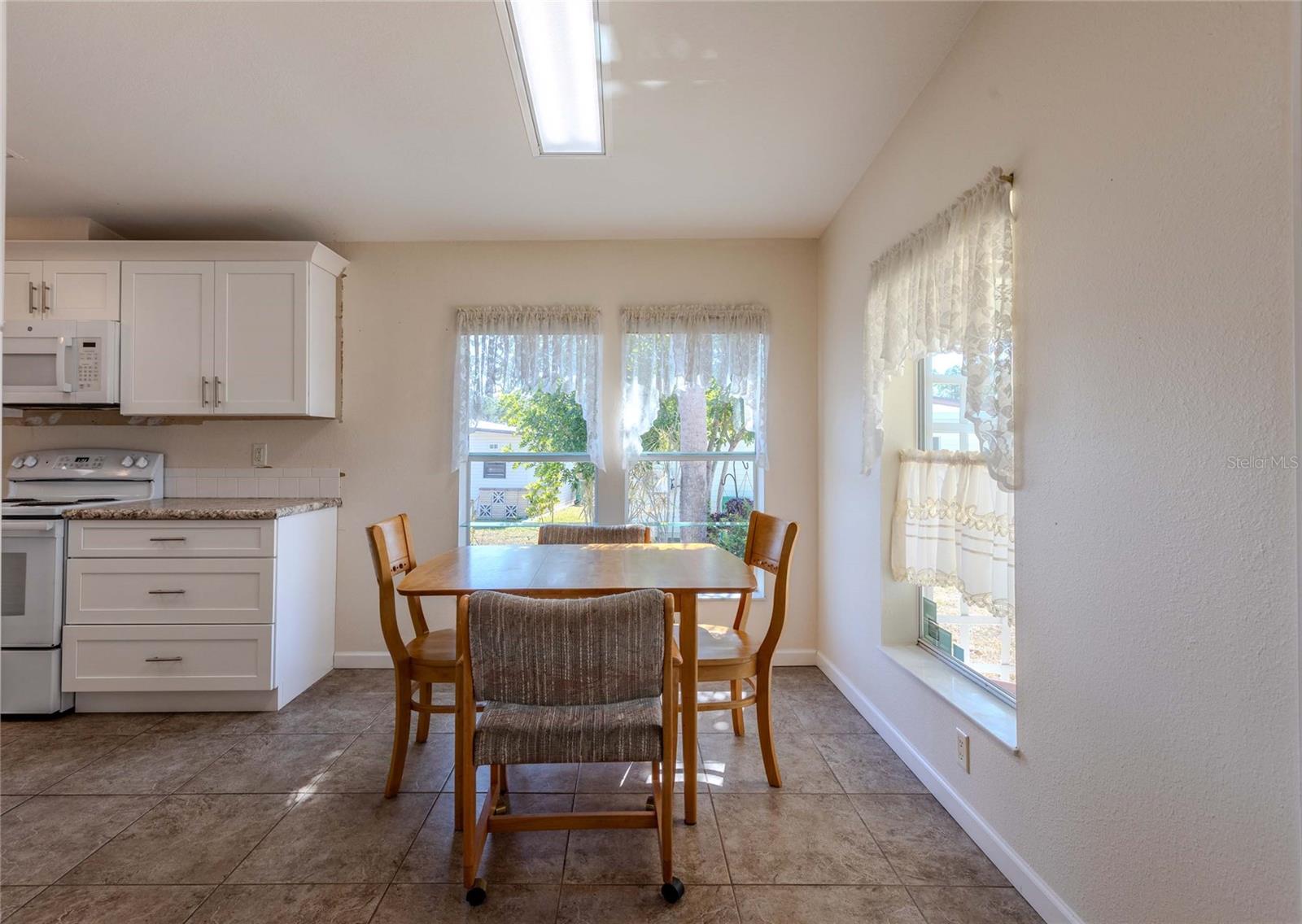 Image 14 of 52 For 2100 Kings Highway Lane 1064