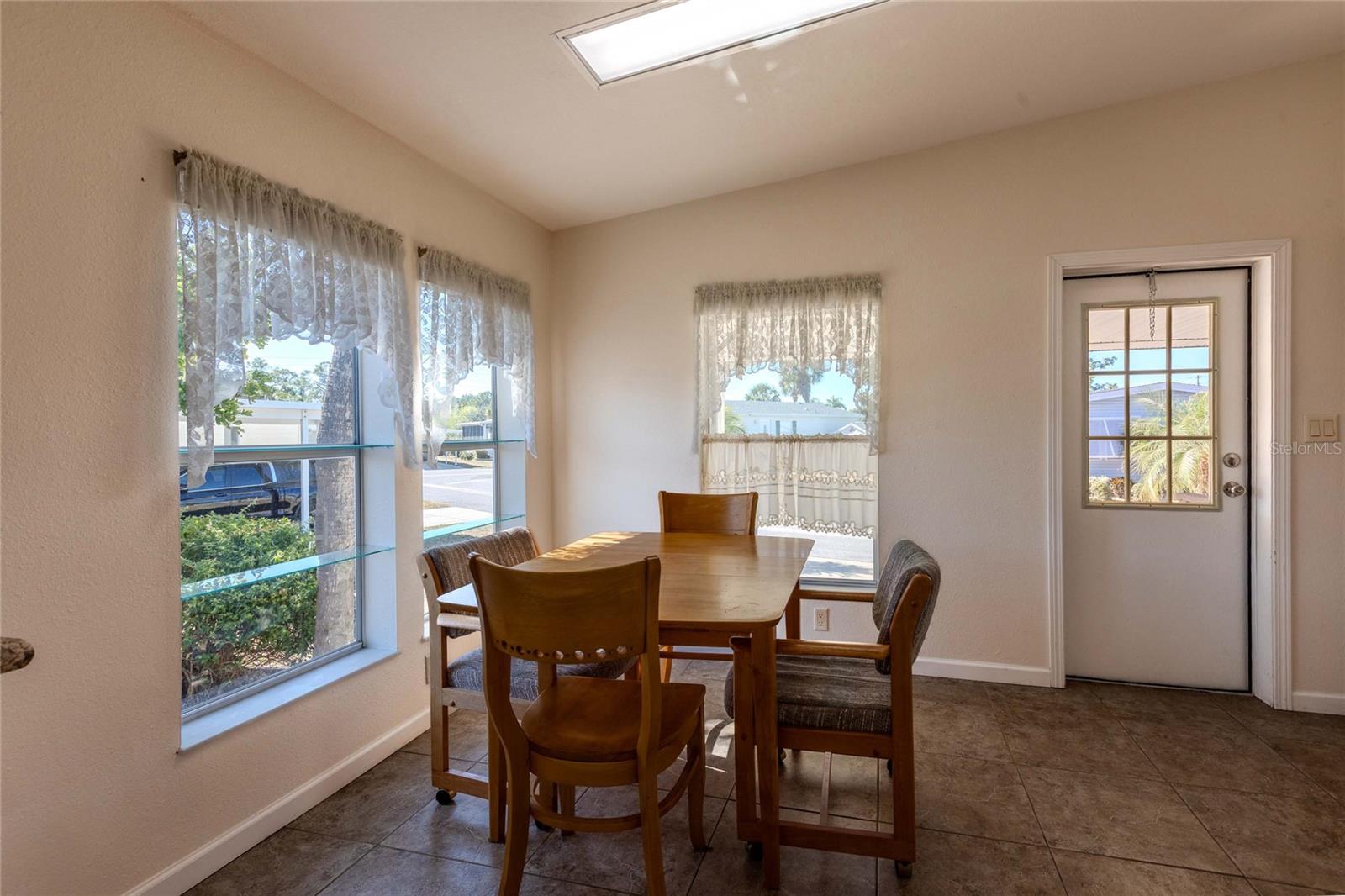 Image 15 of 52 For 2100 Kings Highway Lane 1064